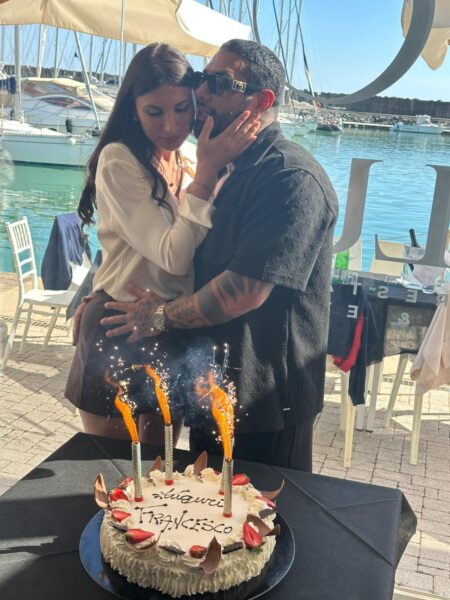Francesco Chiofalo spegne 37 candeline: dopo 'Belve' si regala un party da star tra amici e volti dei reality tv, ma gli auguri più belli sono quelli del suo amore Manuela Carriero WhatsApp Image 2026-05-01 at 16.41.44