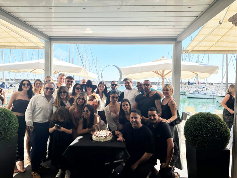 Francesco Chiofalo spegne 37 candeline: dopo 'Belve' si regala un party da star tra amici e volti dei reality tv, ma gli auguri più belli sono quelli del suo amore Manuela Carriero WhatsApp Image 2026-05-01 at 16.42.58