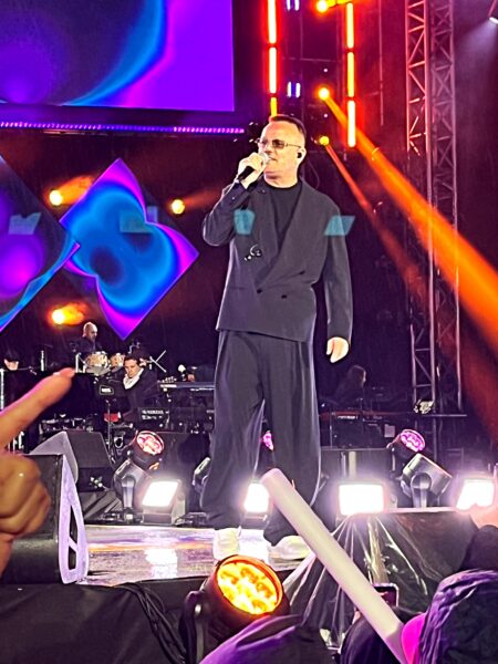 Milano festeggia la musica: Radio Italia Live 2026 conquista Piazza Duomo con 20.000 persone sotto la pioggia, tra stelle del pop italiano e un'orchestra dal vivo Gigi D'Alessio