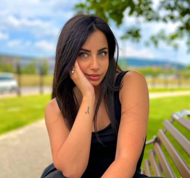 Anna Acciardi, dopo Temptation Island l'amore bussa di nuovo alla sua porta. La ex di Alfred si confessa sui social ma sul nuovo fidanzato è categorica: «Lontano dagli occhi, lontano dai giudizi» Anna Acciardi