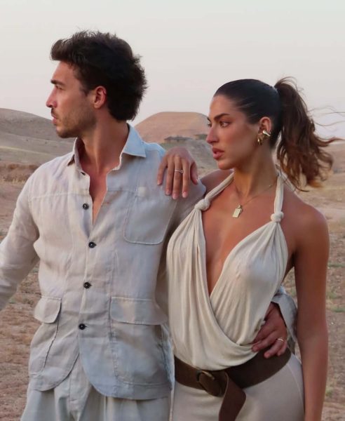 «Con lei ho trovato una serenità nuova»: Antonino Spinalbese vive alla grande il suo amore per la tatuatrice Ainhoa Foti Rodriguez, ma è la nuova foto sui social a dimostrare che il matrimonio segreto della coppia sarebbe avvenuto davvero! Antonino Spinalbese e Ainhoa Foti Rodriguez sono diventati a marzo marito e moglie?
