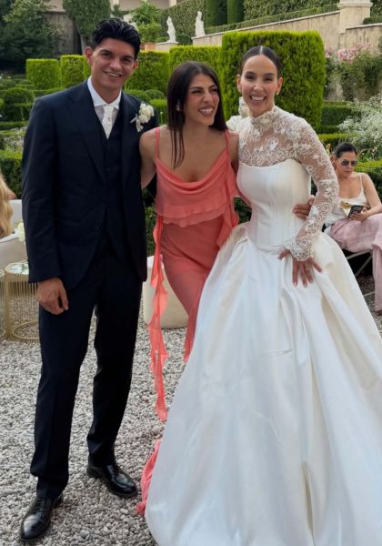 Paola Di Benedetto, la foto con il marito e Giulia Salemi