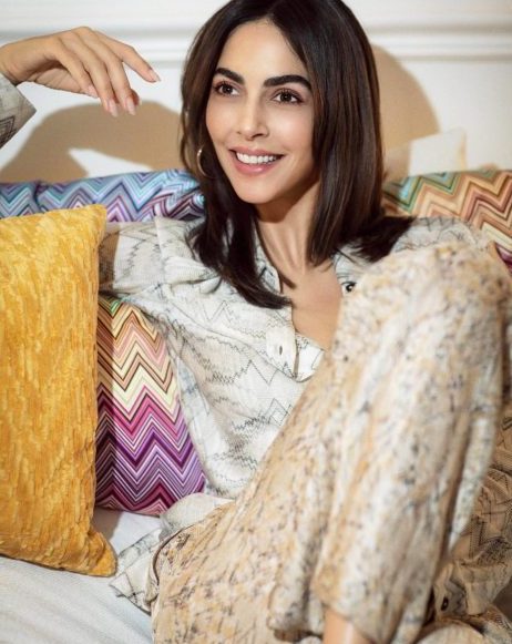 Rocío Muñoz Morales racconta la nuova fase della sua vita dopo Raoul Bova e apre il cuore sul legame con Andrea Iannone: «Non c'è bisogno di dargli un titolo, è una bella amicizia dove ci siamo l'uno per l'altra» Rocío Muñoz Morales iannone bova