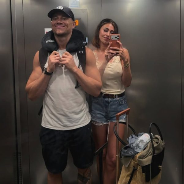Belen Rodriguez e la rinascita in amore: «Dopo due anni e mezzo da single stavo bene da sola. Poi la vita fa le sue magie e oggi ho il cuore contento». La prima vacanza di coppia in Grecia con Gaetano Belen Rodriguez e Gaetano Fidanzati
