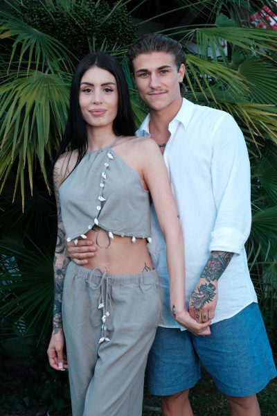 Temptation Island 2026, quanti cambiamenti shock dopo i falò. Gli addii, le crisi e un anello importante «Questo rappresenta tutta la nostra storia, tra proposte di nozze, tradimenti confessati e cuori spezzati, ecco chi è rimasto insieme e chi si è lasciato