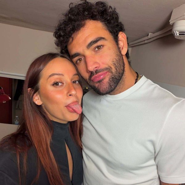 Vanessa Bellini rompe il silenzio sul grande dolore che prova dopo l'addio a Berrettini: «Se dicessi che non sono innamorata, sarei una falsa», l'ex ballerina di Amici svela il ricordo più bello e la brusca fine dei rapporti con il tennista romano: «Mi ha bloccata ovunque» Vanessa Bellini e il tennista Matteo Berrettini