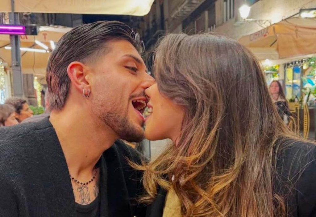Ernesto Passaro sgancia la bomba su Federico Cotugno e Cristiana Anania: «Ora voglio tutta la verità, lui non ha raccontato tutto e lei mi ha infangato per emergere, dicendomi addio con un video su TikTok» Ernesto Passaro e Cristiana Anania