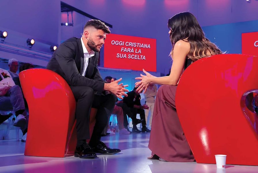 Federico Cotugno, tutta la verità del corteggiatore di U&D su Cristiana Anania: «Non mi è mai sembrata convinta di Ernesto Passaro». E poi la confessione shock: «dopo 2 mesi mi ha ricontattato». L'INTERVISTA ESCLUSIVA Federico Cotugno, tutta la verità del corteggiatore di U&D su Cristiana Anania: «Non mi è mai sembrata convinta di Ernesto Passaro». E poi la confessione shock: «dopo 2 mesi mi ha ricontattato». L'INTERVISTA ESCLUSIVA