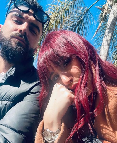 Iris e Andrea ancora insieme dopo Temptation Island tra crisi, gelosia, un falò di confronto e la promessa di ripartire con tanto di anello: «Abbiamo discusso, parlato, pianto, ci siamo emozionati». La coppia si ama e sembra pronta per un futuro in due Iris e Andrea