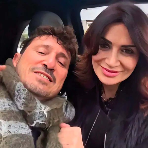 Ruggiero D’Andrea e Alessandra Cimmino, l’amore lontani da Uomini e Donne: «Non ci cambieremmo per niente al mondo», la convivenza possibile e la verità definitiva sulla fine della storia con Barbara De Santi: «L’ho lasciata io, non sa curare chi ha accanto» Ruggiero D’Andrea e Alessandra Cimmino, l’amore lontani da Uomini e Donne: «Non ci cambieremmo per niente al mondo», la convivenza possibile e la verità definitiva sulla fine della storia con Barbara De Santi: «L’ho lasciata io, non sa curare chi ha accanto»