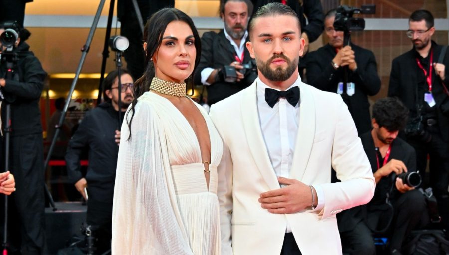 Artem, l’attore di Mare Fuori ritrova l’amore con Vera Elle: «Tra tutte le strade che potevo percorrere, la più bella è quella che mi ha portato accanto a te». Vivono insieme da aprile e lei confessa: «Lo amo come non ho mai amato nessuno» Artem e Vera Elle