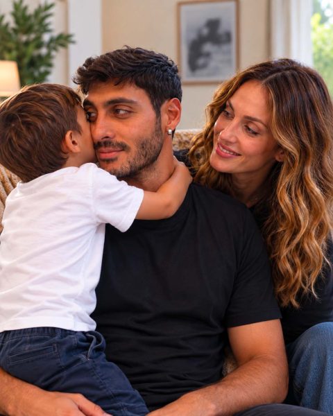 Helena Prestes si gode qualche giorno di relax a casa con sorella e nipotino mentre Javier Martinez lotta a The Fifty 2: intanto il piccolo Levi illumina… il fidanzato di zia Helena con la dolce dedica «Javier è il più forte del mondo» Helena Prestes insieme a Javier e al piccolo Levi