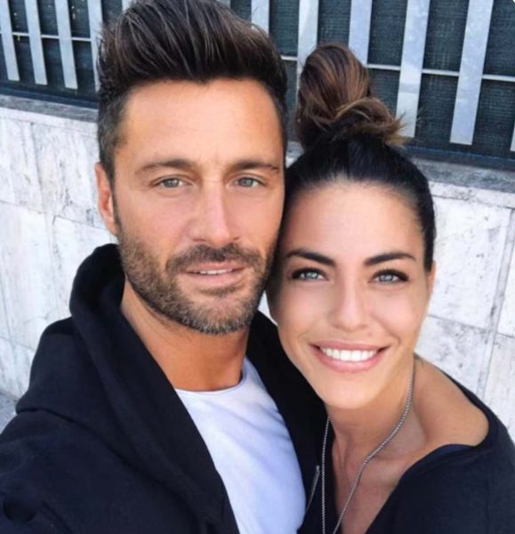 Filippo Bisciglia, dopo Pamela Camassa il suo cuore è pronto a ripartire: «Adesso cerco, ma sono seduto sul divano». E poi arriva la confessione più scomoda sul tradimento: «Da parte mia qualche cavolata l’ho fatta, lei mi ha perdonato» Filippo Bisciglia e Pamela Camassa, una storia durata 17 anni